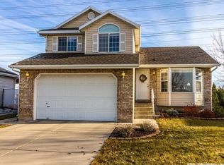 858 S 1150 W, Clearfield, UT 84015
