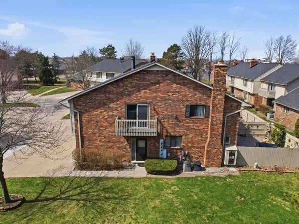 42649 Jeanette Cir, Clinton Township, MI 48038