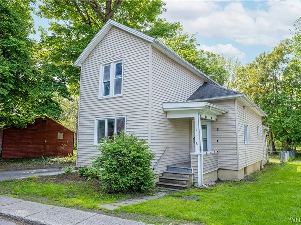 1 Prune St, Batavia, NY 14020