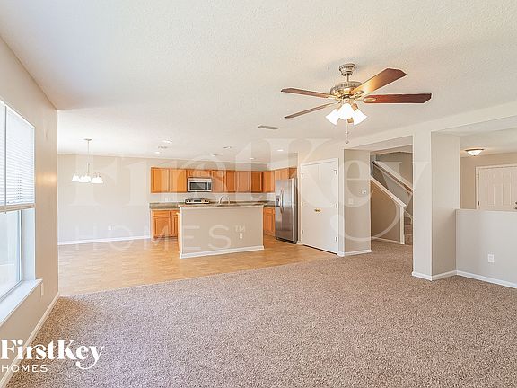 4th image of 1479 Dunns Lake Dr E
