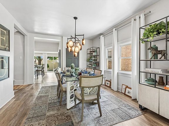 5th image of 4019 Prairie Ave