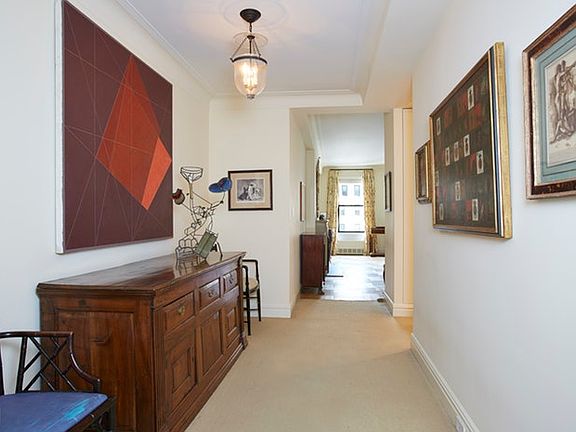 2nd image of 975 Lexington Ave #9C