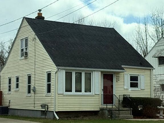 3rd image of 2725 Brandon St