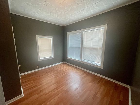 5th image of 995 Center St #Bad592524