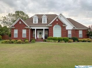 17833 Remington Dr, Athens, AL 35611