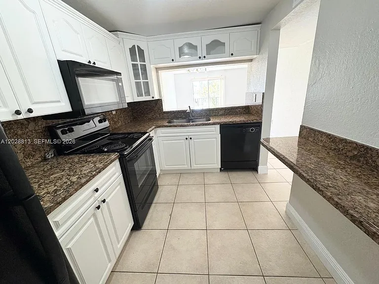 8600 SW 109th Ave #4-202 — Photo 4