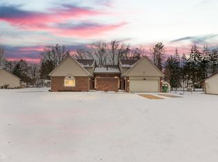 8737 22 Mile Rd, Utica, MI 48317