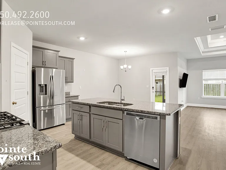 390 Gemini St — Photo 8