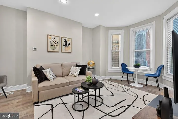 1119 Montello Ave NE — Photo 12