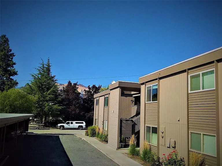 407 Oregon St #222 — Photo 8
