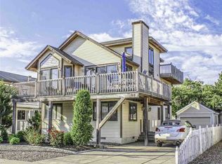 63 33rd St, Avalon, NJ 08202