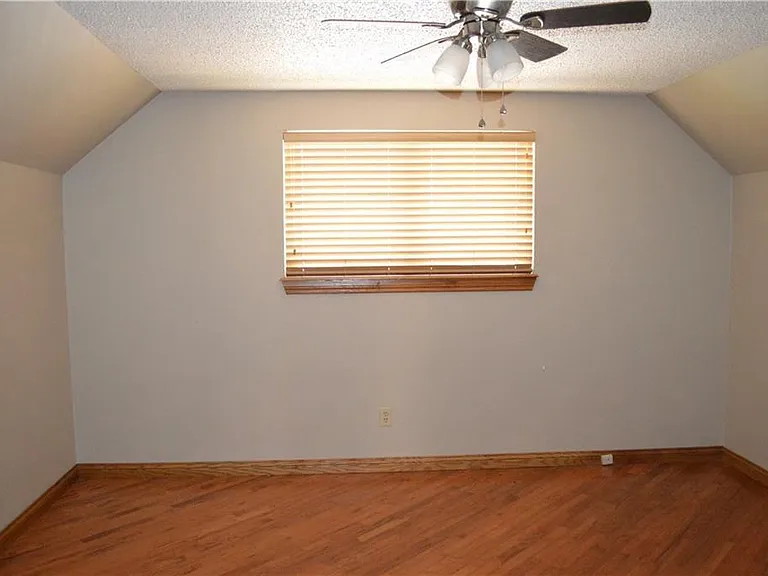 4816 Michael Dr — Photo 8
