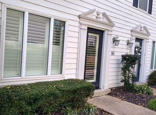 2258 W Germantown Sq, Germantown, TN 38138