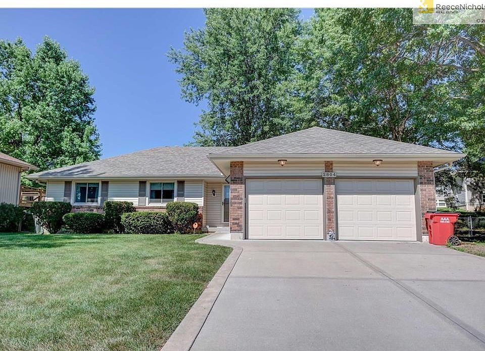 1st image of 2804 S Cogan Dr