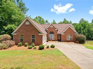 8090 Garden Oak Ct, Cumming, GA 30041