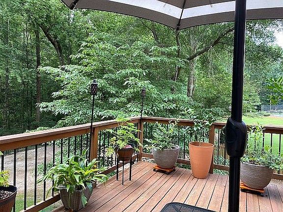 3rd image of 3910 Boles Creek Dr