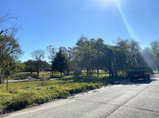 1745 Dunaway St, Houston, TX 77015