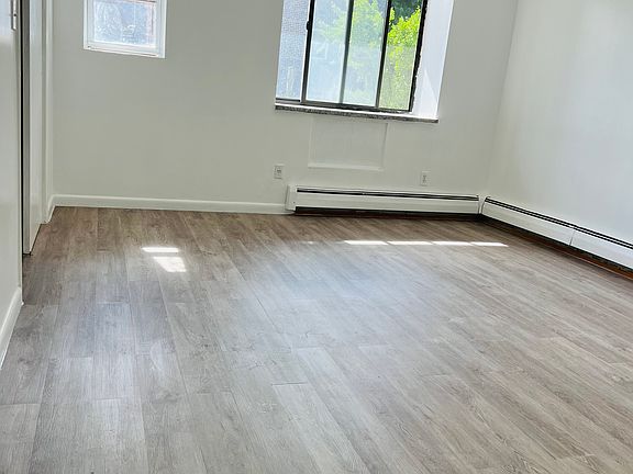 3rd image of 13406 Blossom Ave Floor 3