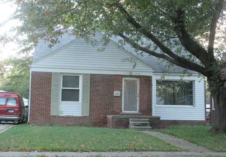 1st image of 15159 Plainview Ave