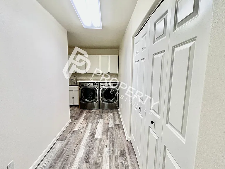 143 Current Dr — Photo 26