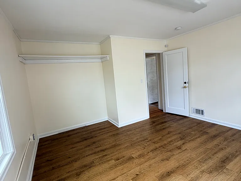 330 NE 102nd Ave — Photo 12