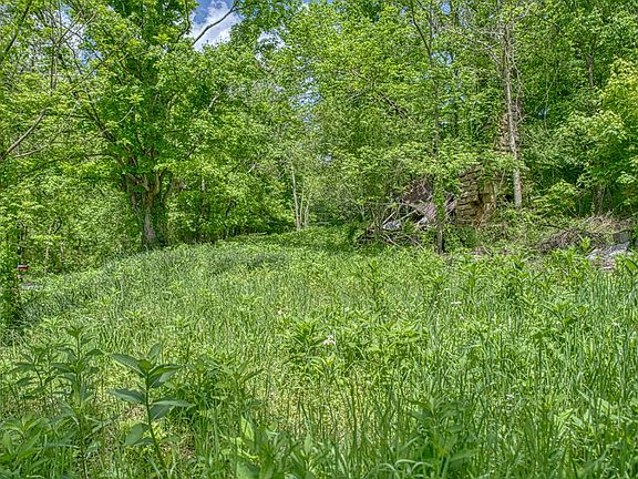 5th image of 6.58 Sanders Ln