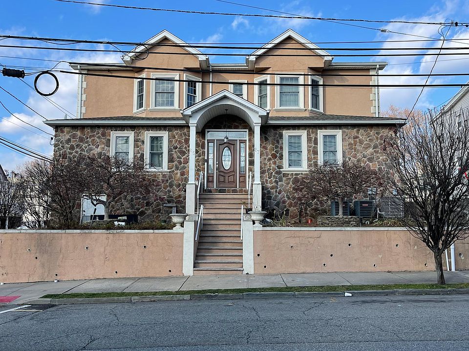 1st image of 25 Somerset St APT 1