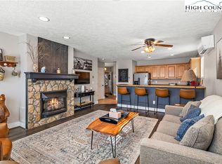 1353 Seven Devils Rd UNIT 201, Banner Elk, NC 28604