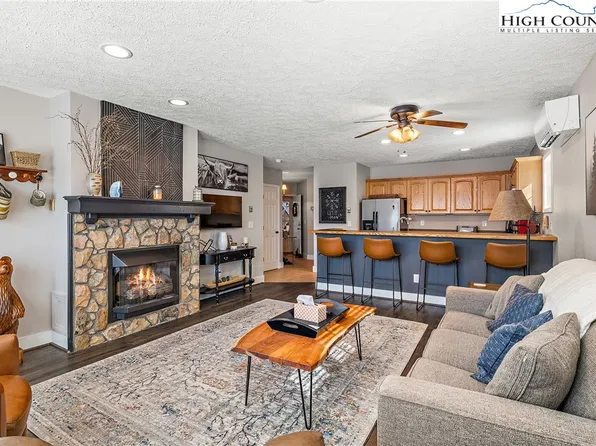 1353 Seven Devils Road #201, Seven Devils, NC 28604