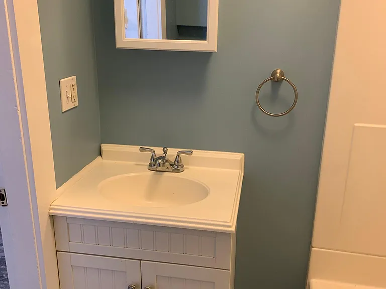 35 Alpine Pl #2 — Photo 12