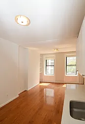349 West 44th Street, #5FE