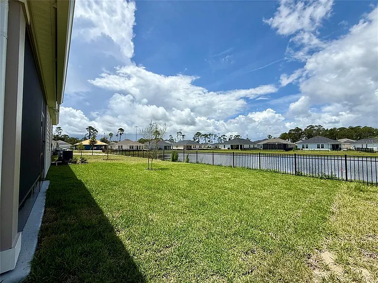 53 Signet Cir — Photo 32