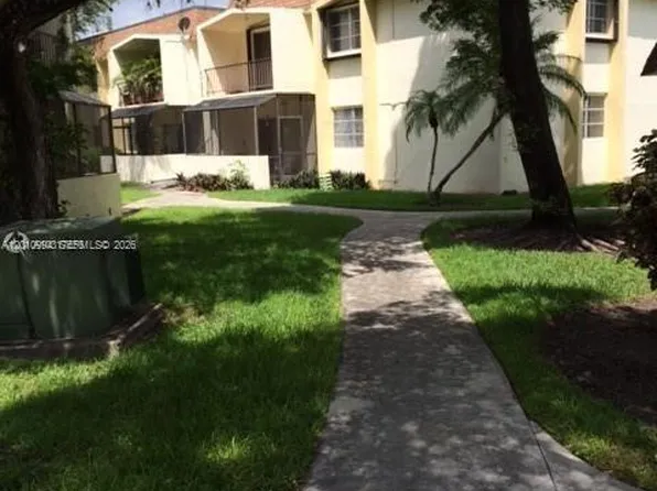 7847 Miller Dr APT A205, Miami, FL 33155