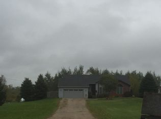 15429 Bird Rd, Linden, MI 48451