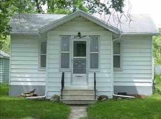 1213 Ackermant St, Waterloo, IA 50703