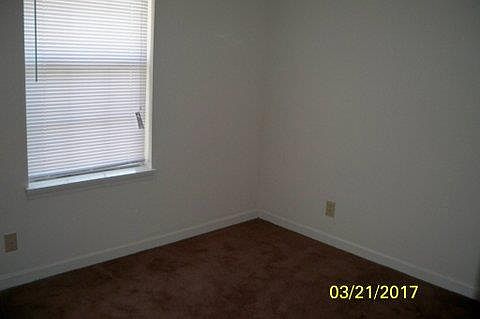 5th image of 210 Beech St APT F