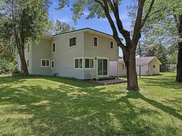 7121 Wazeecha Ave — Photo 15