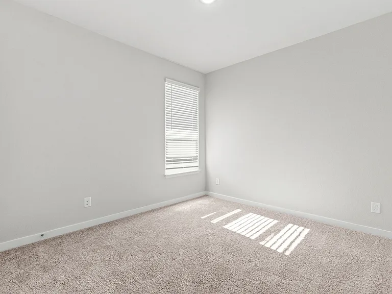 646 Staglin St #B — Photo 19