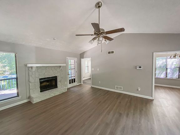 5th image of 3331 Cottonwood Ln #A