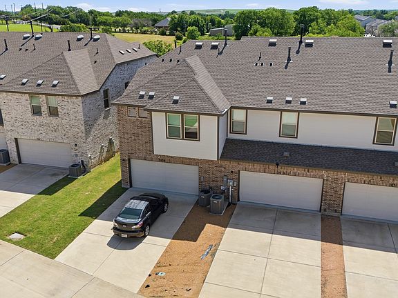 5th image of 3039 Tenor Way