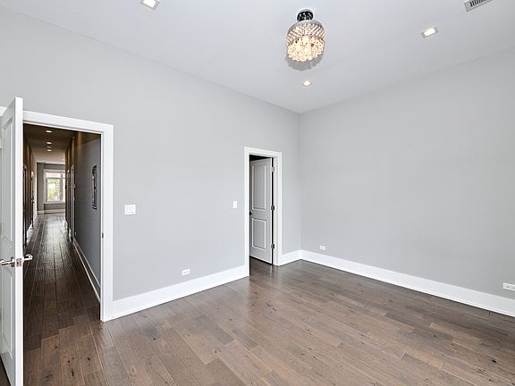 5th image of 1338 W Cullerton St #11383296