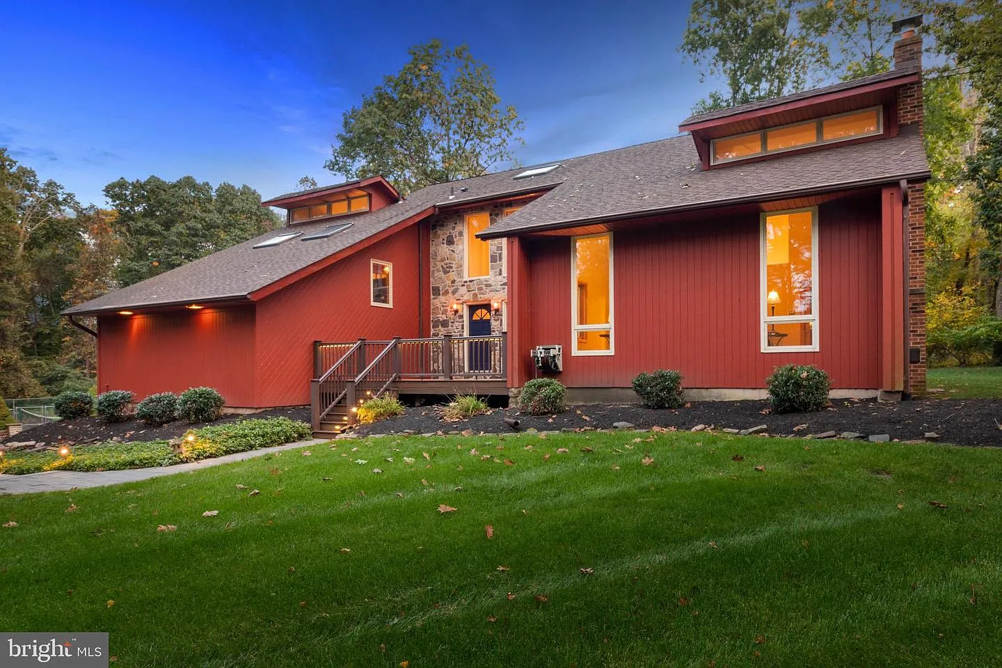 7 Skoures Ln photo 1