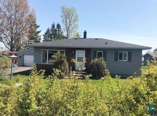 47 Edison Blvd, Silver Bay, MN 55614