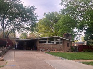 7715 Peach Tree Ln, Saint Louis, MO