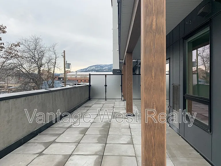1215 Saint Paul St #205 — Photo 22
