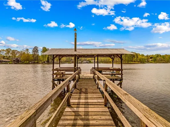 570 Lake Dr #9, Lexington, NC 27292