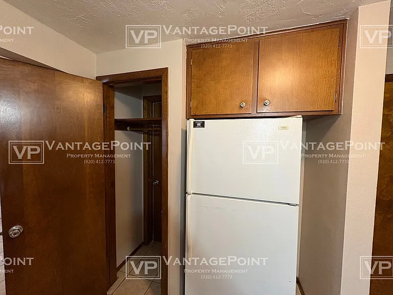 2113 Carstensen Ln — Photo 5