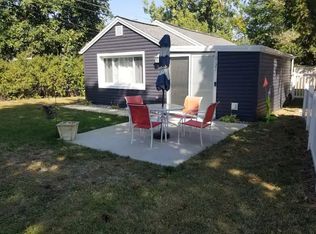 10121 W Ferndale Dr, Manitou Beach, MI 49253