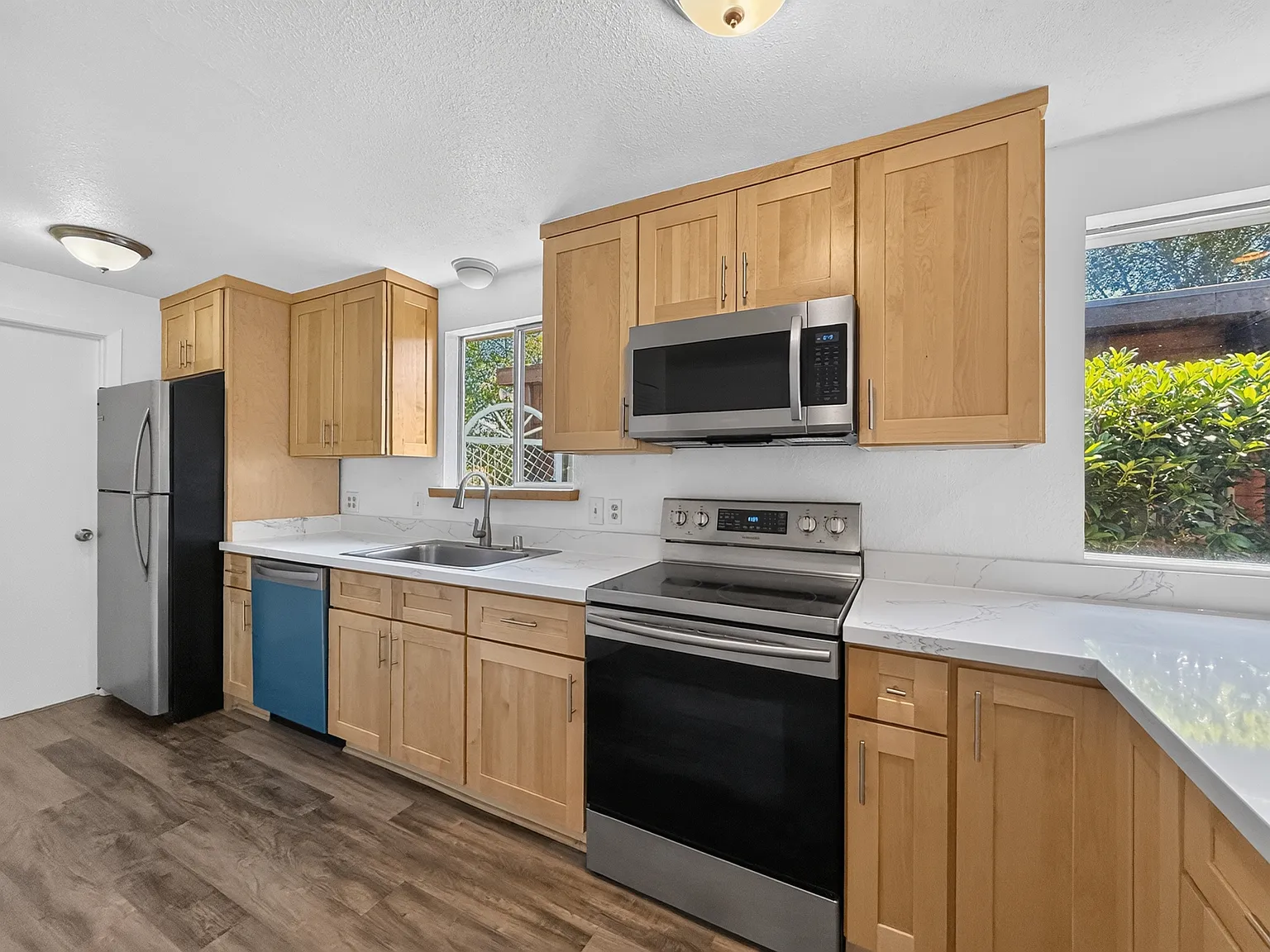 5025 S 167th St, SeaTac - 1 — Photo 3