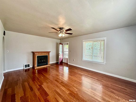 4th image of 5323 N Humboldt Ave